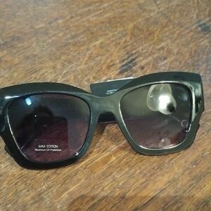 Max Edition By EvolutioneyesSunglasses. O3